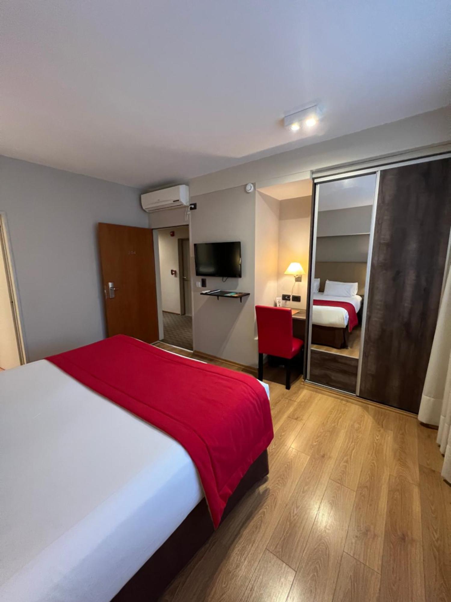 Bue Hotel Buenos Aires Exterior foto